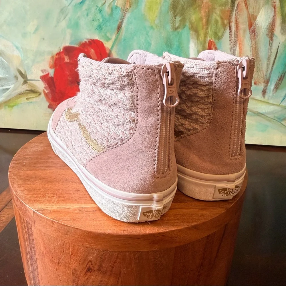 Vans Off The Wall Rose Pink Knit/Suede Gold Accent Missy Size 4 Zipper Back